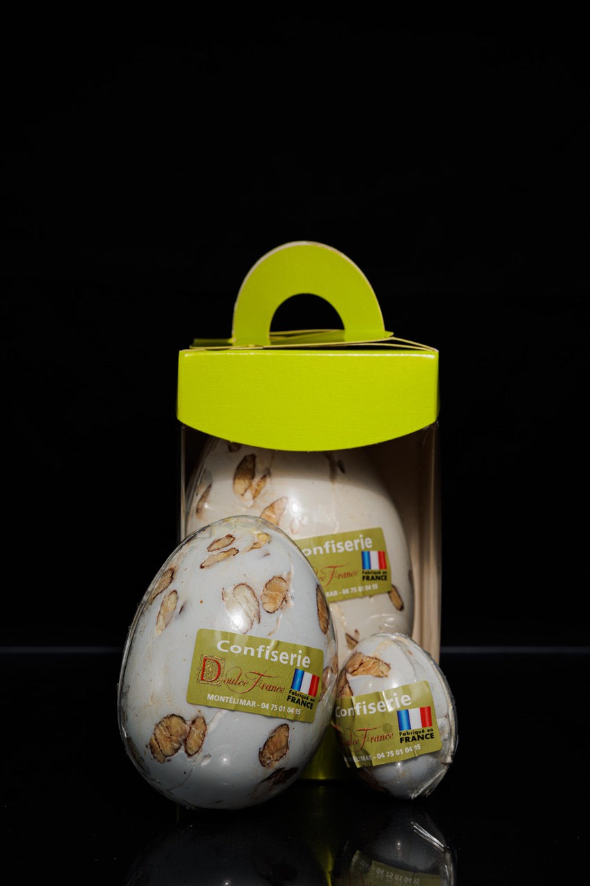 Oeufs de Pâques en nougat tendre